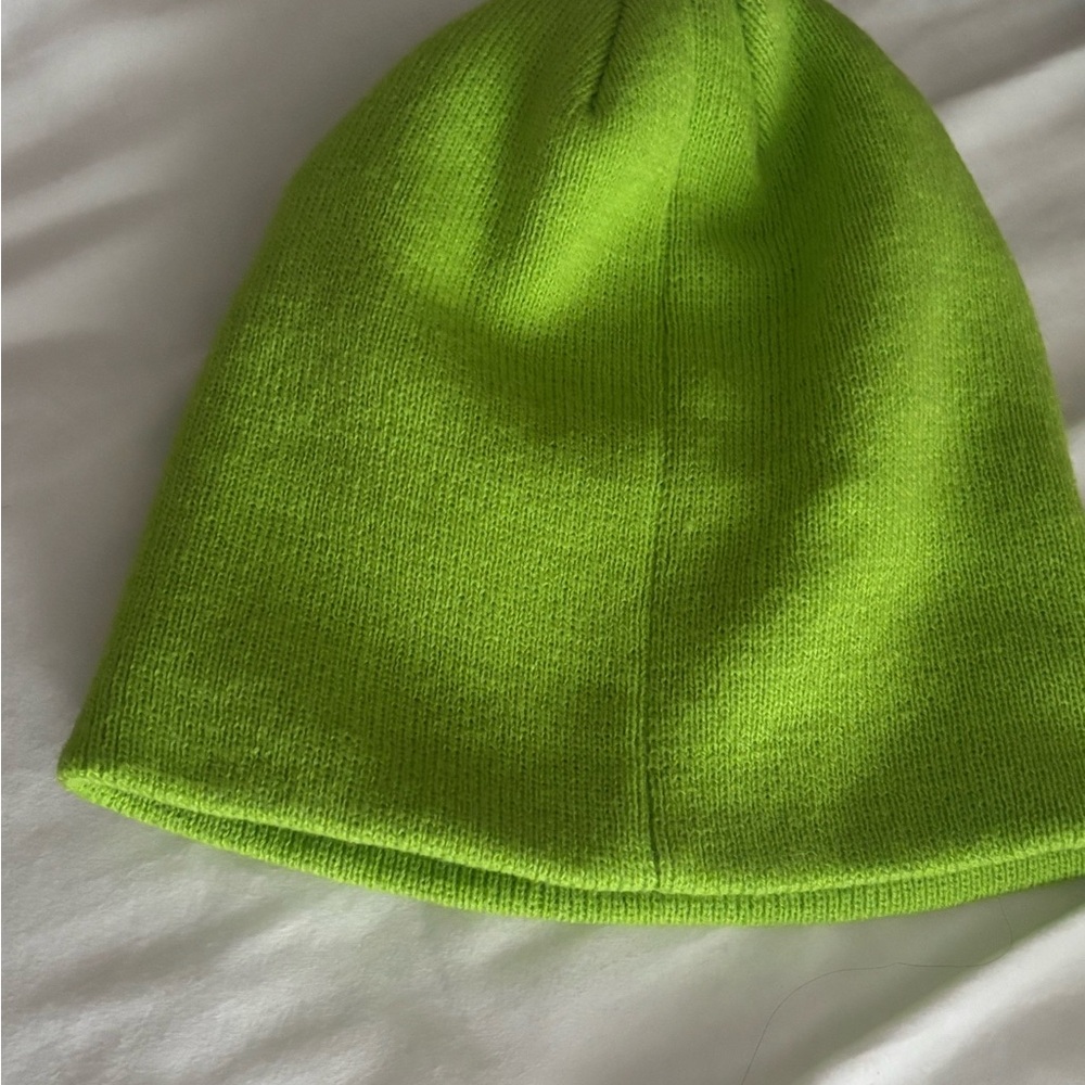 Stussy Basic Skullcap Beanie 'Lime' - Picture 2 of 3
